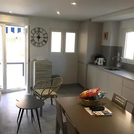 Beach House Guardamar Playa *